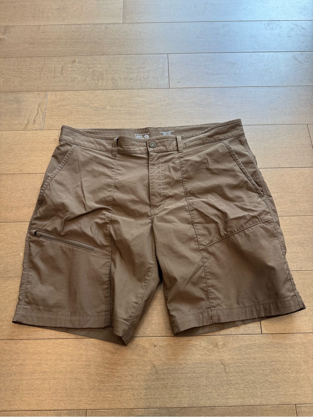 Mountain Hardwear Brown Men's Cargo Shorts